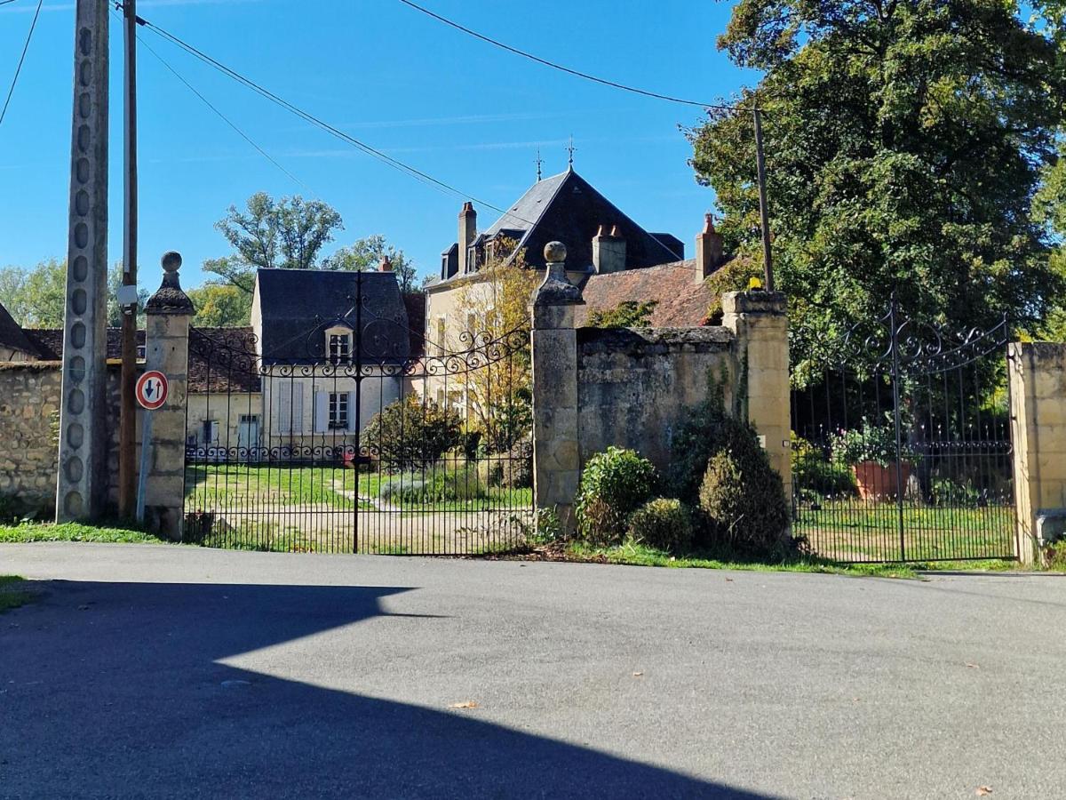 Chambre d'hôtes Au bord de Loire La Marche Exterior foto